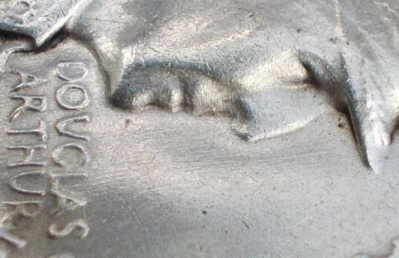 Douglas-Macarthur-Commemoratives